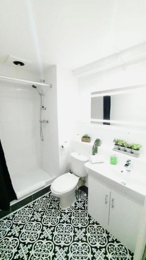 Stylish Birmingham City Centre Apart W/Balcony Экстерьер фото